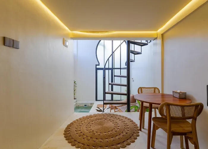 Djati Retreat & Yoga Lounge By Pertama